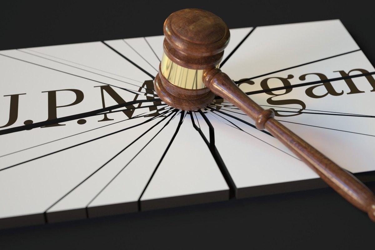 Trump Lawsuit Targets Dimon, JPMorgan, Debanking Row Hits Banks