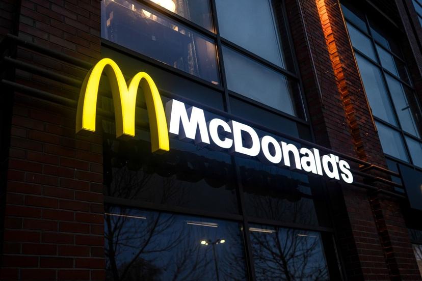 McDonald’s Value Push Lifts Sales, But 2026 Outlook Tests Shares
