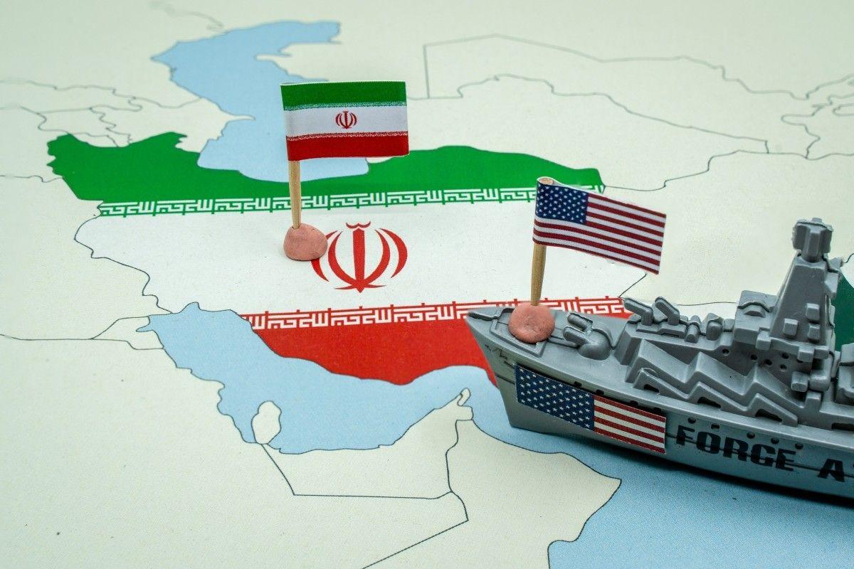 US-Iran War Live Updates Lift Oil, Rates As Hormuz Risk Grows