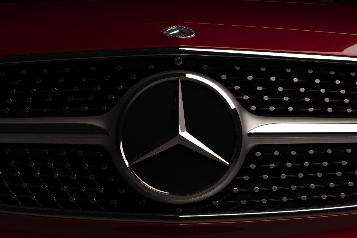 Mercedes-Benz Flags Tariffs And China Headwinds For 2026 Auto Margins