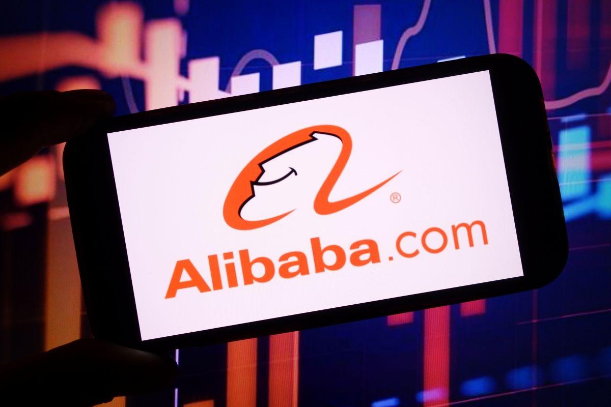 Alibaba Slides As Pentagon List Reversal Reprices China Tech Risk