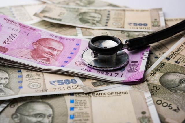 Indian Rupee Breaks 92 Per Dollar As War Oil Surge Hits India