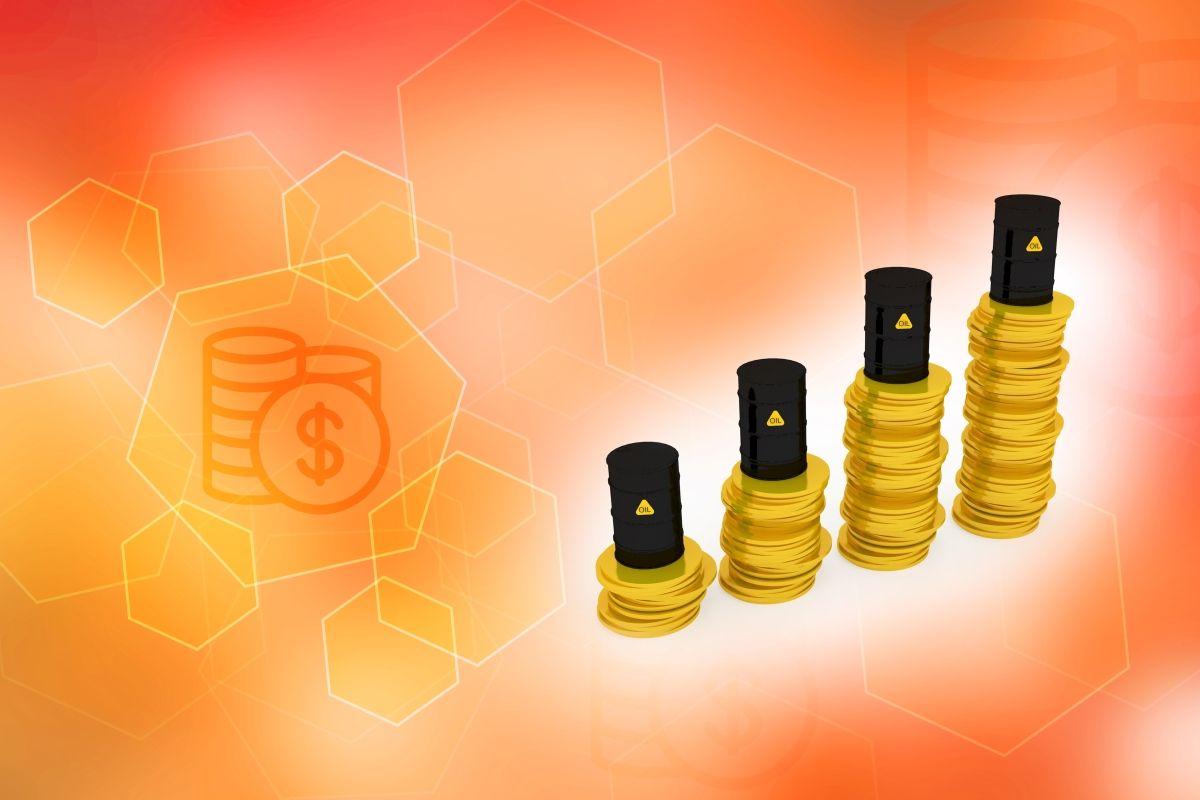 Oil And Gold Reprice As War Risk Tests The One-Month Pattern