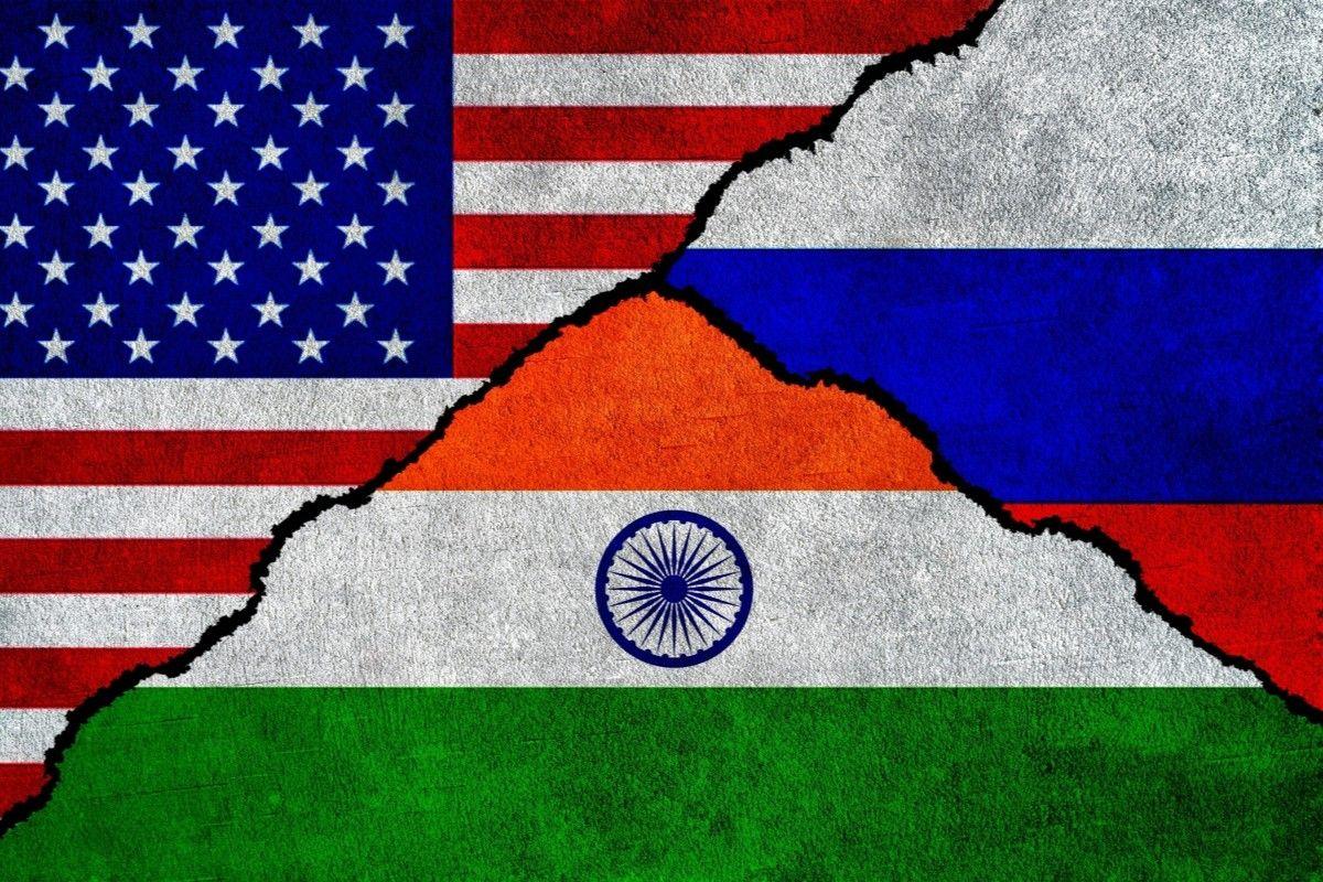 India Tracks Russian Oil Weekly as US Tariff Deal Talks Tighten