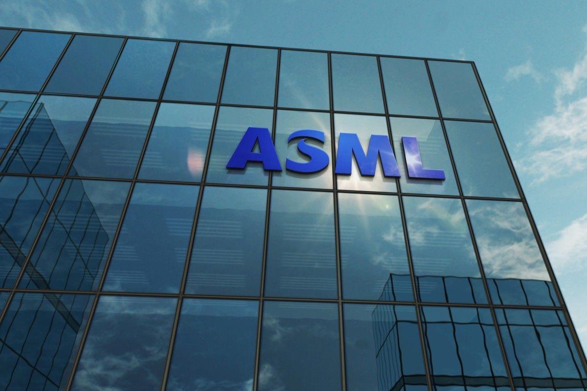 ASML Faces Growth Ceiling As Chipmakers Push Next Lithography Wave