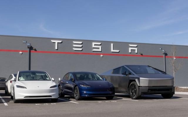 Tesla Cuts FSD Subscription Price, Putting Autonomy Margins in Focus