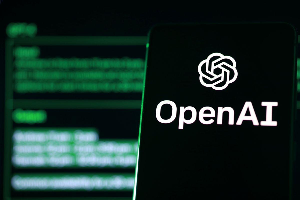 OpenAI Signs $10B Cerebras Compute Deal, Fueling AI Data Centers