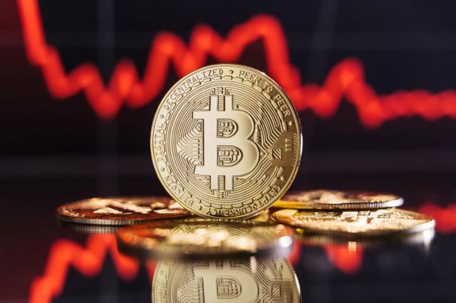 Bitcoin Tests $60,000 Support As Tech Rout Hits Risk Markets