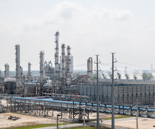 Wells Fargo Upgrades LyondellBasell (NYSE:LYB) Stock Rating