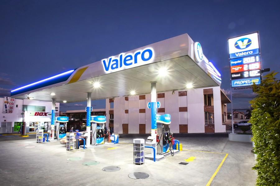 Valero Energy Corporation (NYSE: VLO) Stock Analysis: UBS Reiterates Buy Amid Strong Performance and Renewable Fuels Expansion